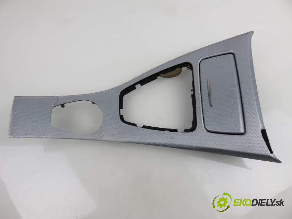 BMW 3 E90,91,92,93 3.0 325 D M57 306 D3   145 kW 197 km  rámeček řídící páka 51167078571/51167129555