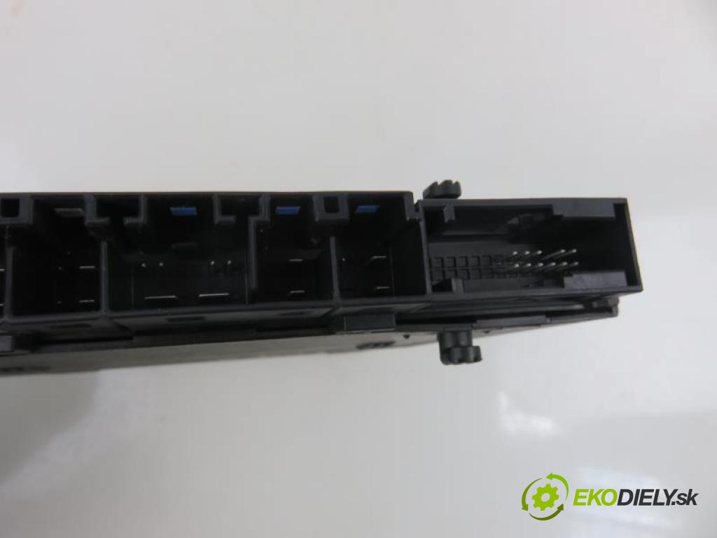 BMW 3 E90,91,92,93 3.0 325 D M57 306 D3   145 kW 197 km  řídící jednotka / MODUL jiné 919693602