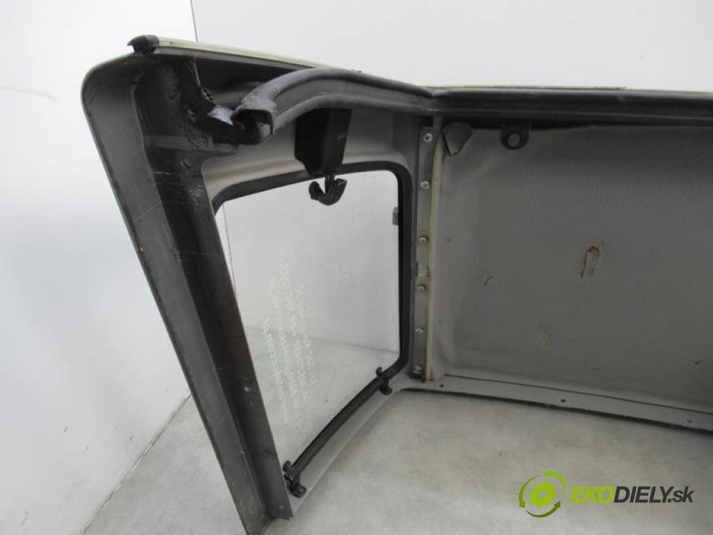 DAIHATSU FEROZA 1.6 I 16V HD-E manual 5 stupňová 4X4 70 kW 95 km  strecha  (Strechy)