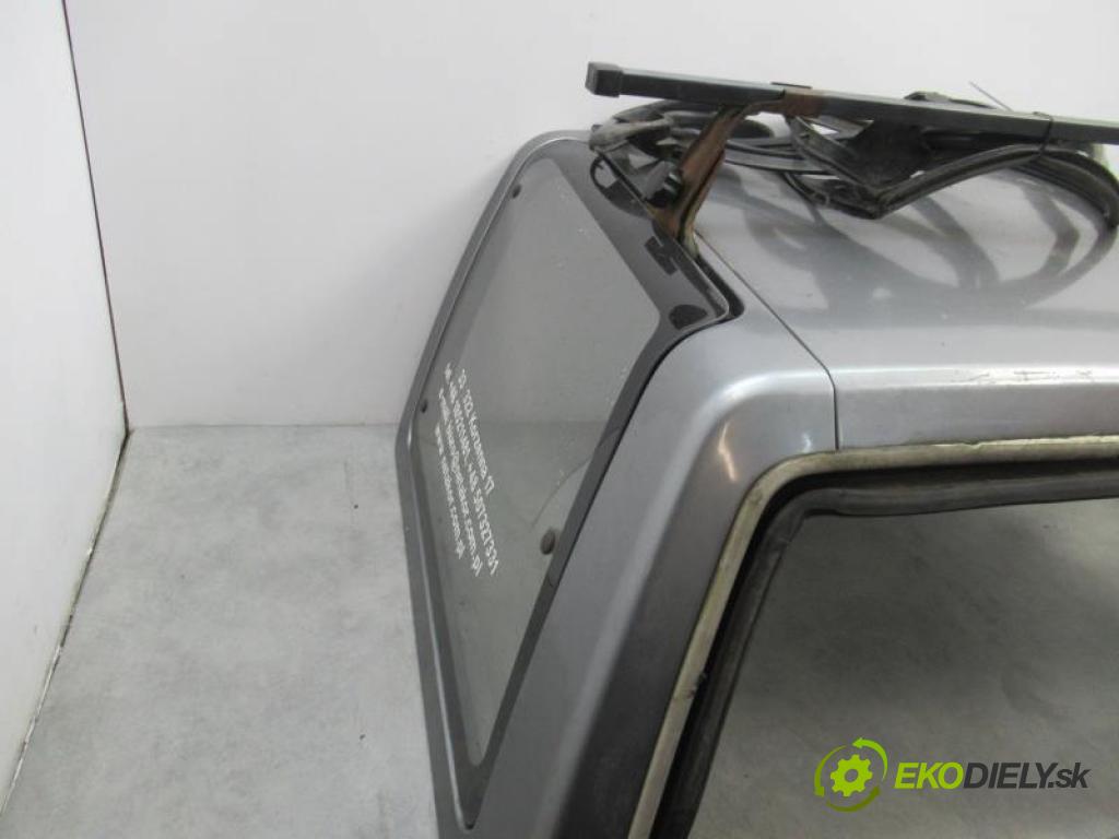 DAIHATSU FEROZA 1.6 I 16V HD-E manual 5 stupňová 4X4 70 kW 95 km  strecha  (Strechy)