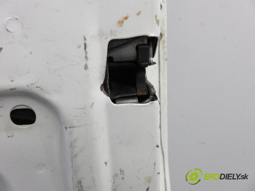 PEUGEOT BOXER II 2.2 HDI 100 4HV (P22DTE) manual 5 stupňová 74 kW 101 km  PT  (Dveře)