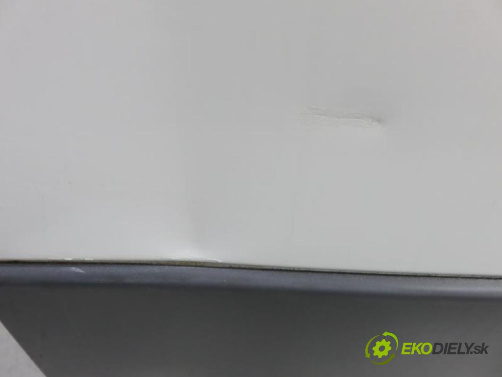 PEUGEOT BOXER II 2.2 HDI 100 4HV (P22DTE) manual 5 stupňová 74 kW 101 km  PT  (Dveře)