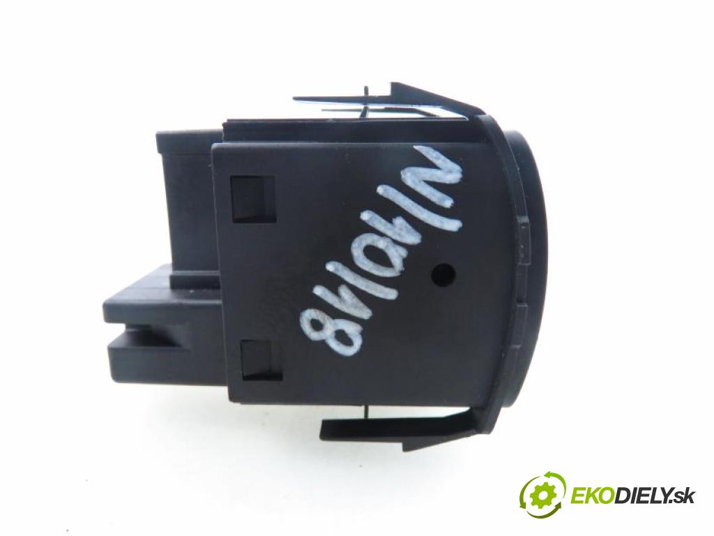 RENAULT MEGANE II konektor 5