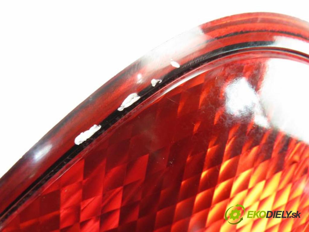 NISSAN NOTE 1.4 CR14DE manual 5 stupňová 65 kW 88 km  Svetlo ľavé zadné 263300L (Svetlá zadné)