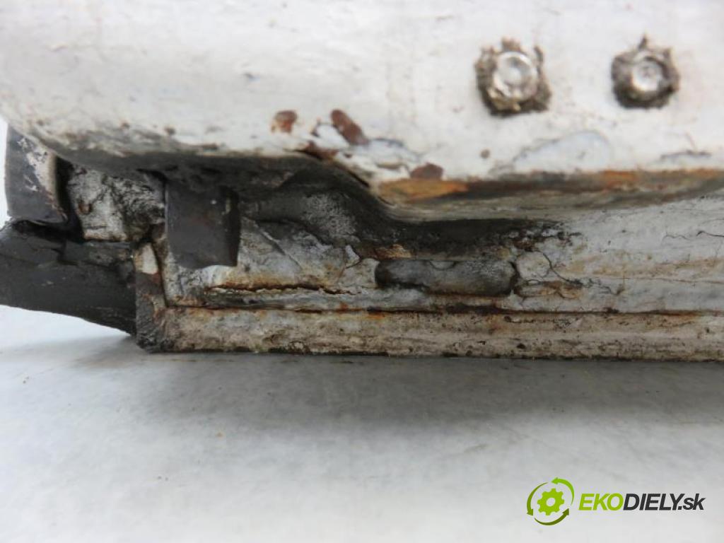 VW LT 28-46 II 2.5 TDI BBF manual 5 - stupňová 70 kW 95 km  - LT  (Dvere)