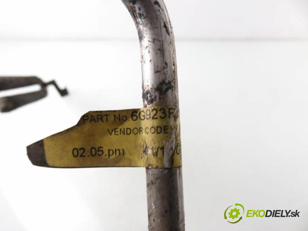 VOLVO S80 II 3.2 B 6324 S automatic 6 stupňová 175 kW 238 km  Chladič servočerpadlo 31200476 (Rúrky, hadice servočerpadla)