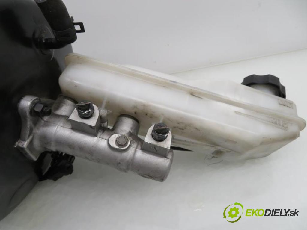 HYUNDAI H1 II    TQ 2.5 CRDI D4CB manual 5 stupňová 125 kW 170 km  Posilovač 585004H800/591104H000 (Posilňovače bŕzd)