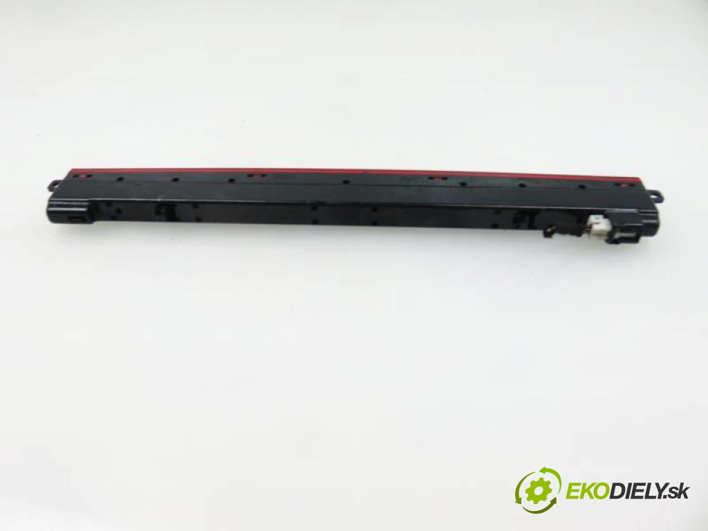 FIAT MULTIPLA I FL 1.9 JTD 110 186A.6000 manual 5 stupňová 85 kW 110 km  bŕzd 467946430B318 (Brzdová světla zadních dveří)