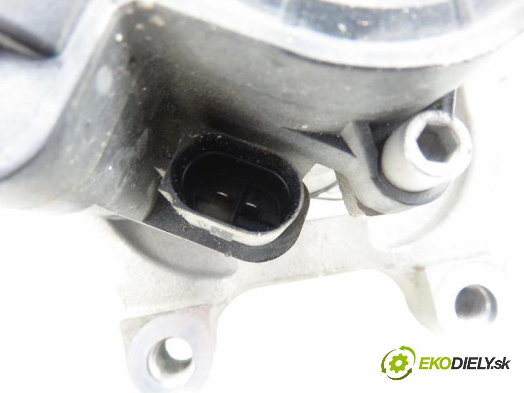 VW PASSAT B8 1.8 TSI CJSA, CJSC  manual 6 stupňová 132 kW 180 km  Brzdič strmeň LT 3Q0615405 (Brzdiče (strmene))