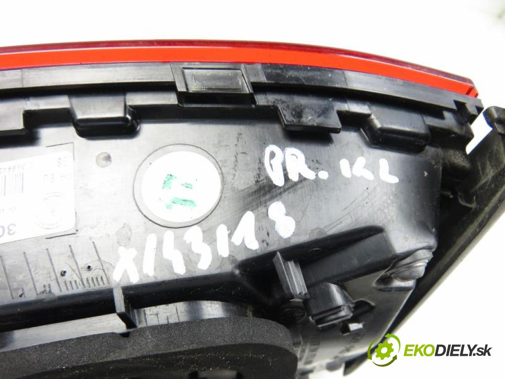 VW PASSAT B8 1.8 TSI CJSA, CJSC  manual 6 stupňová 132 kW 180 km  Svetlo pravé zadné kufor 3G9945308C (Svetlá zadné)