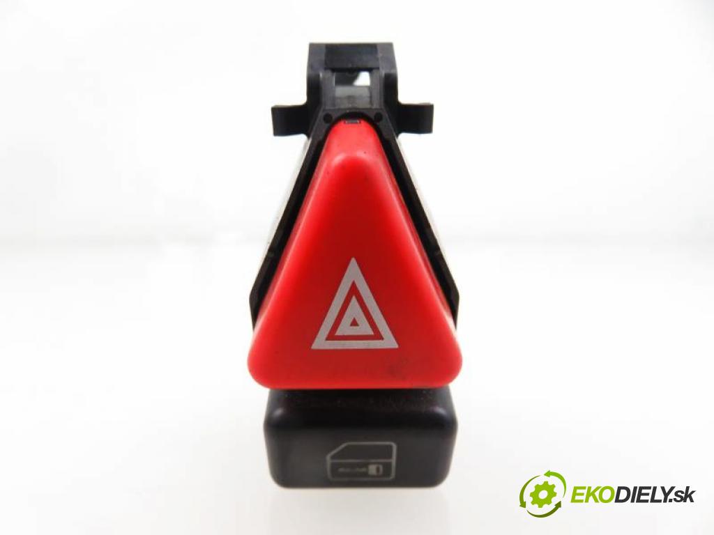 MERCEDES BENZ A W168 1.4 A 140 (168.031, 168.131) M 166.940 manual 5 stupňová 60 kW 82 km  prepínač výstražných (núdzových) A1688201210 (Prepínače, spínače, tlačidlá a ovládače kúrenia)