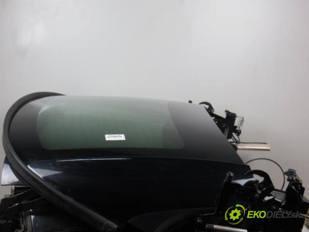 VOLVO C70 II 2.4 D5 D 5244 T13, D 5244 T8 automatic 5 stupňová 132 kW 180 km  strecha  (Strechy)