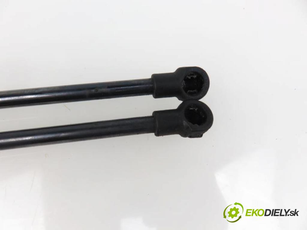 ALFA ROMEO GT (937) 2.0 JTS 937 A1.000, 932 A2.000 manual 6 stupňová 121 kW 165 km  Teleskopy kapoty 6803NS0350N/46739202UM070400 (Motorčeky)