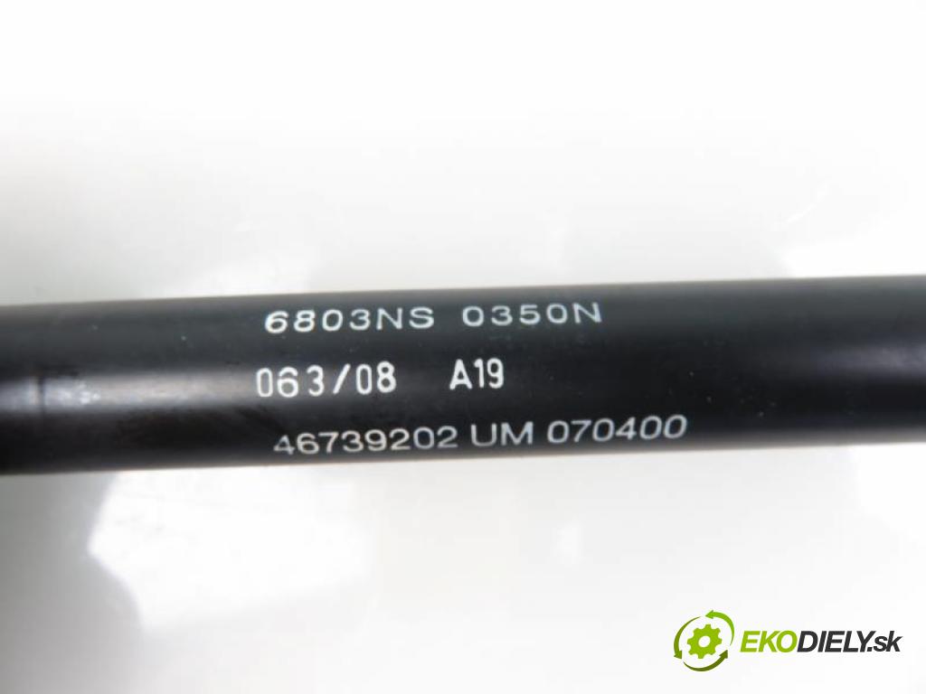 ALFA ROMEO GT (937) 2.0 JTS 937 A1.000, 932 A2.000 manual 6 stupňová 121 kW 165 km  Teleskopy kapoty 6803NS0350N/46739202UM070400 (Motorčeky)