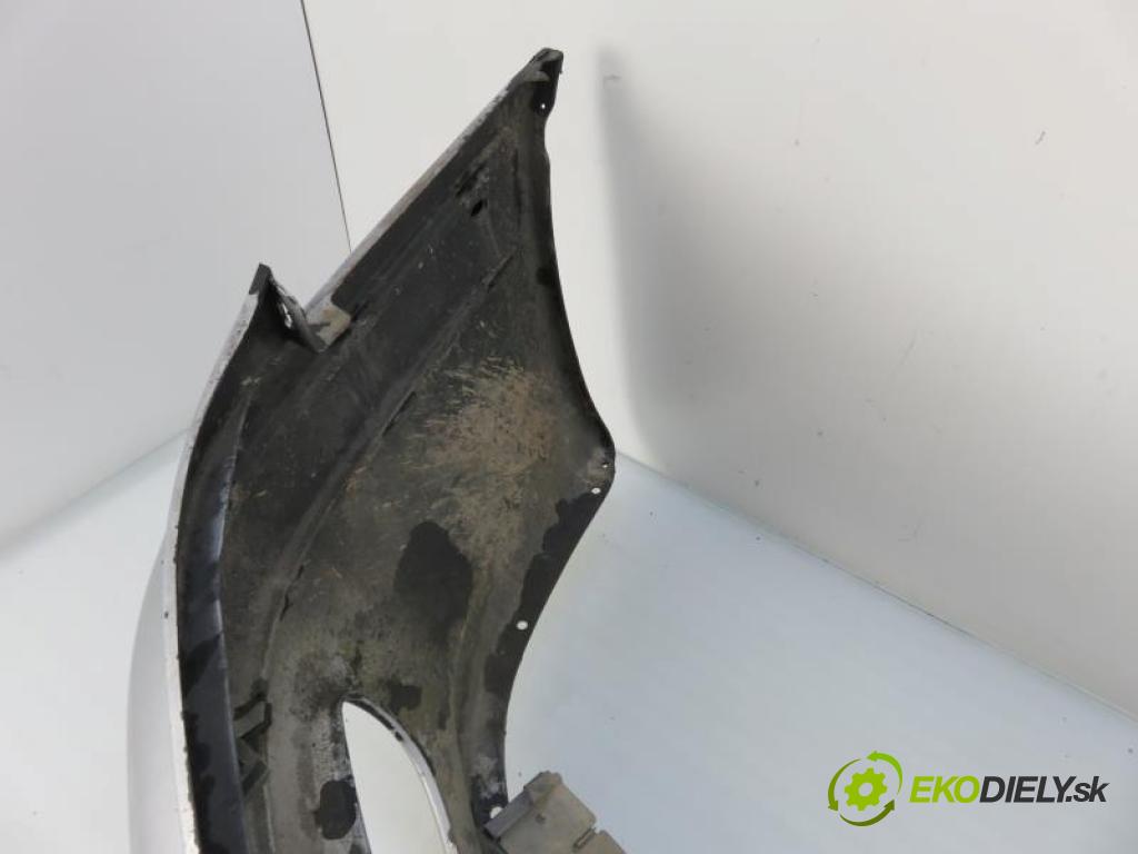 PEUGEOT 406 1.8 16V LFY (XU7JP4) manual 5 stupňová 81 kW 110 km  Nárazník predný  (Nárazníky)