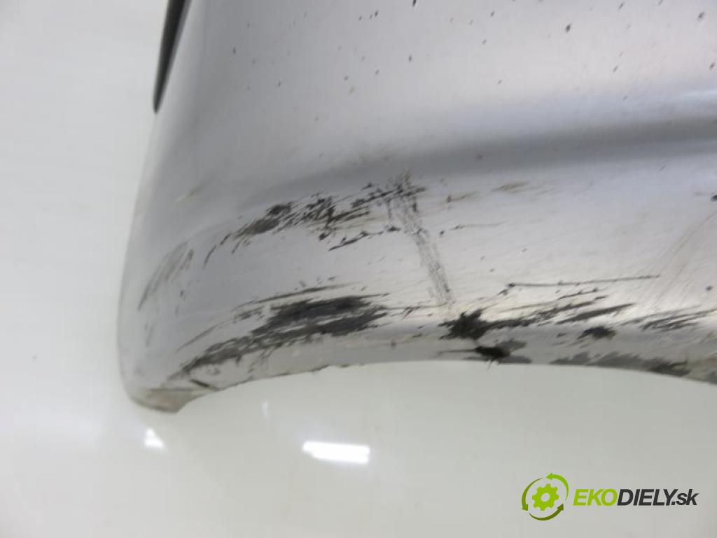 PEUGEOT 406 1.8 16V LFY (XU7JP4) manual 5 stupňová 81 kW 110 km  Nárazník predný  (Nárazníky)