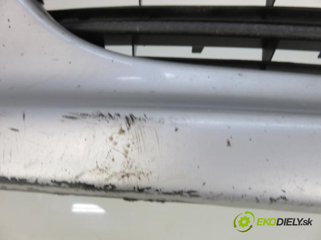 PEUGEOT 406 1.8 16V LFY (XU7JP4) manual 5 stupňová 81 kW 110 km  Nárazník predný  (Nárazníky)