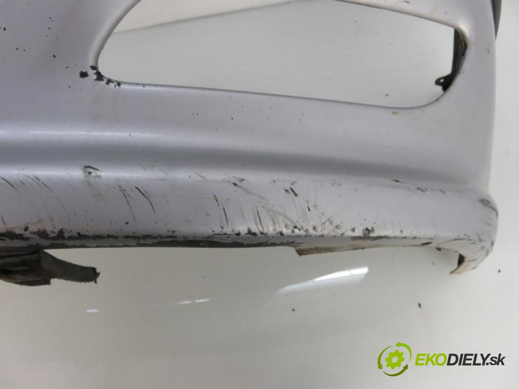 PEUGEOT 406 1.8 16V LFY (XU7JP4) manual 5 stupňová 81 kW 110 km  Nárazník predný  (Nárazníky)