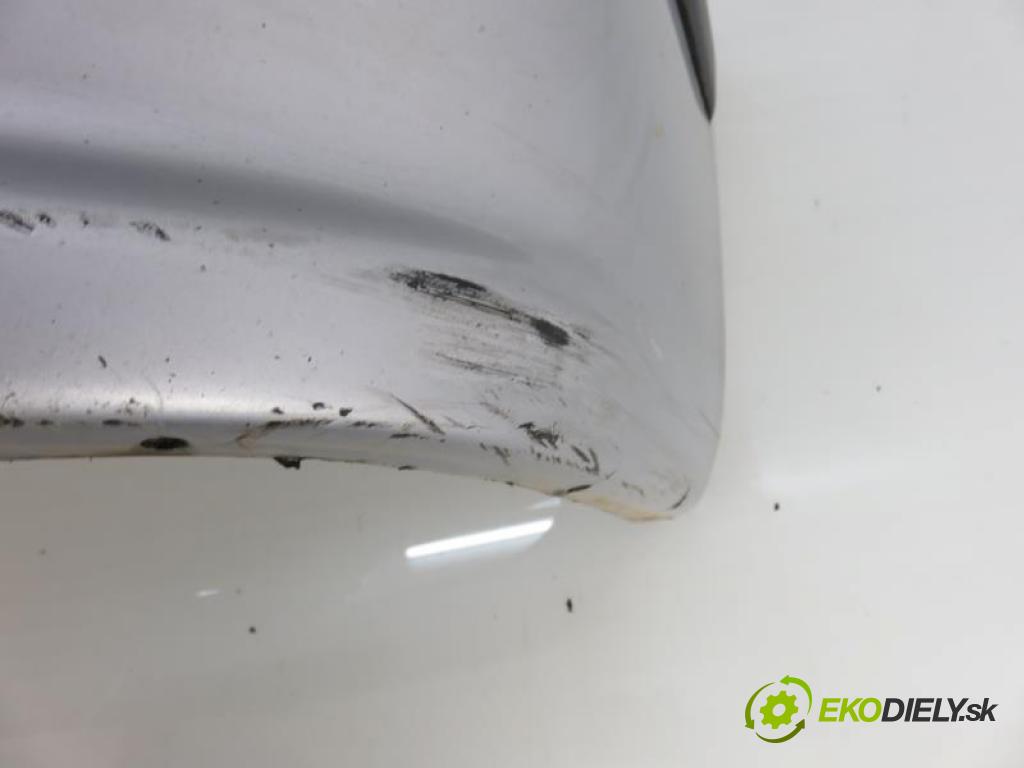 PEUGEOT 406 1.8 16V LFY (XU7JP4) manual 5 stupňová 81 kW 110 km  Nárazník predný  (Nárazníky)