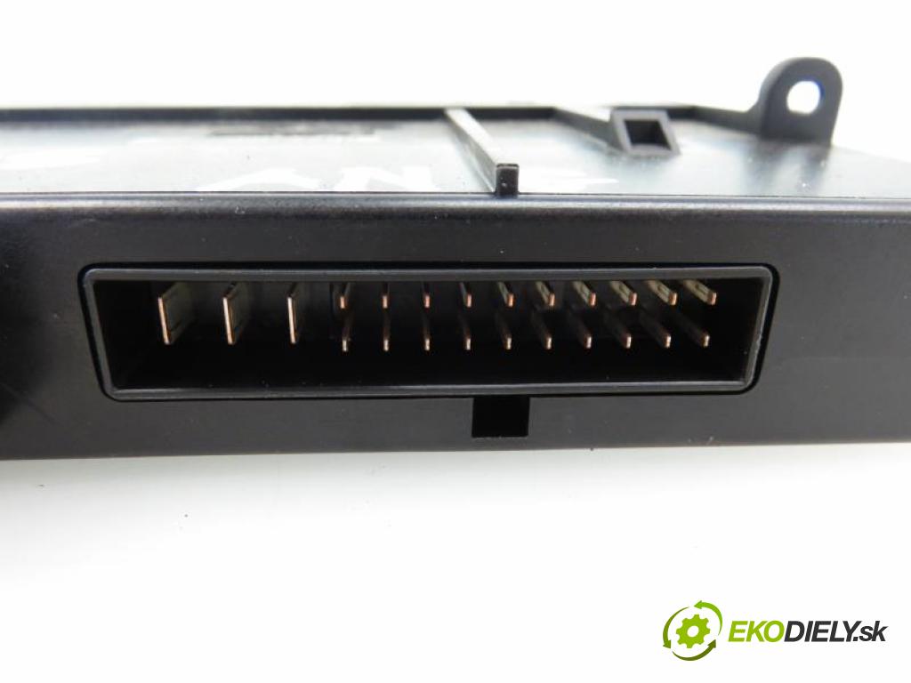 BMW 1 E87,81,82,88 2.0 120 D N47 D20 C, N47 D20 A,M47 D204D4 automatic 6 stupňová 120 kW 163 km  MODUL komfortu 10681810 (Moduly komfortu)