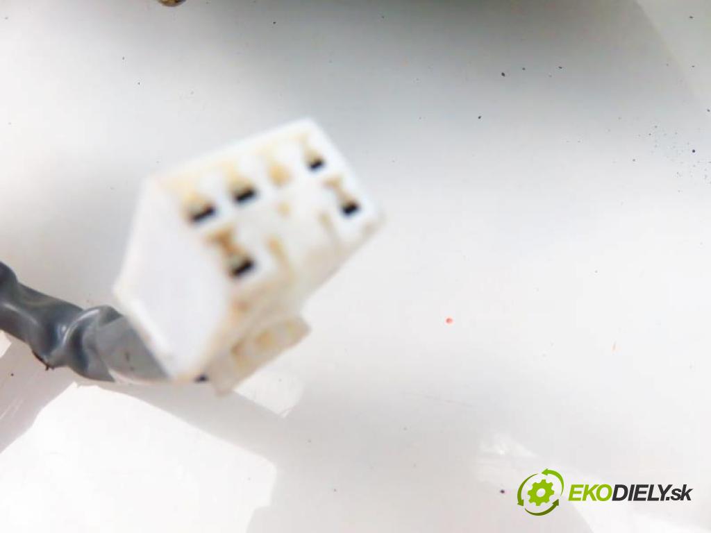 HYUNDAI COUPE III (GK) 2.7 V6 G6BA-G manual 5 stupňová 123 kW 167 km  Svetlo ľavé zadné 924012C0 (Svetlá zadné)