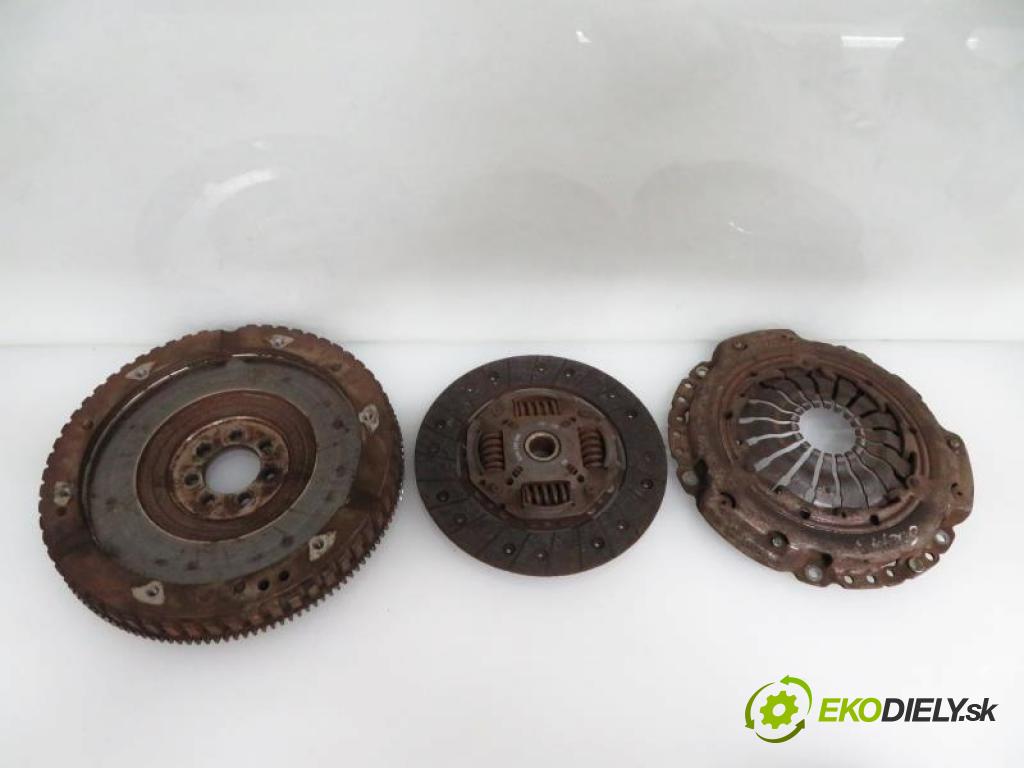 RENAULT KANGOO II 1.5 DCI (KW0A) K9K 800 manual 5 stupňová 50 kW 68 km  Koleso zotrvačník 8200335084 (Kompletné sady (bez ložiska))