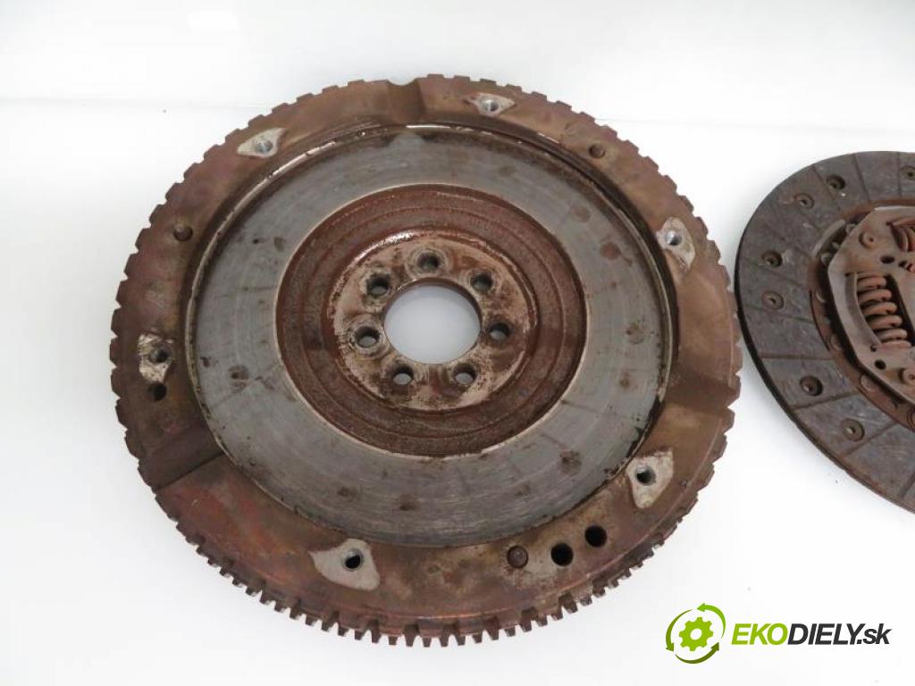 RENAULT KANGOO II 1.5 DCI (KW0A) K9K 800 manual 5 stupňová 50 kW 68 km  Koleso zotrvačník 8200335084 (Kompletné sady (bez ložiska))