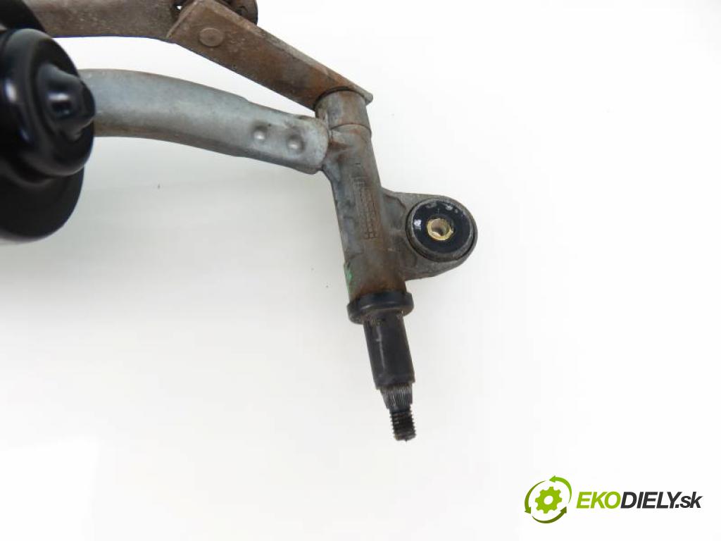 PEUGEOT 405 FL 1.8 LFZ (XU7JP) manual 5 stupňová 74 kW 101 km  motorek stěračů 53540402 (Ostatní)