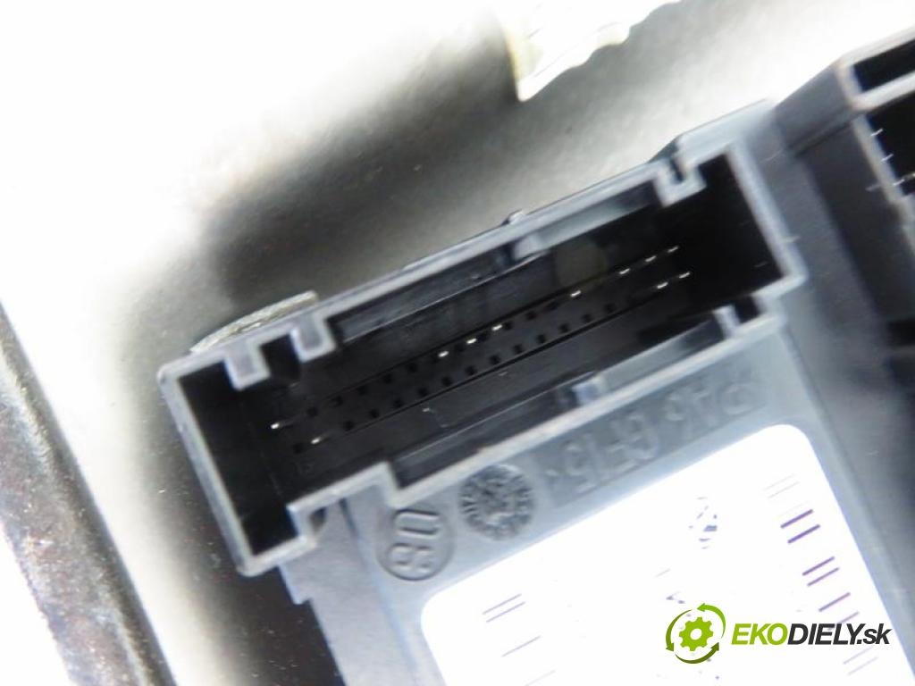 VW GOLF V 5 2.0 TDI BMN manual 6 stupňová 125 kW 170 km  mechanismus oken 1K0959792J/1K0959702M/1K3837401B