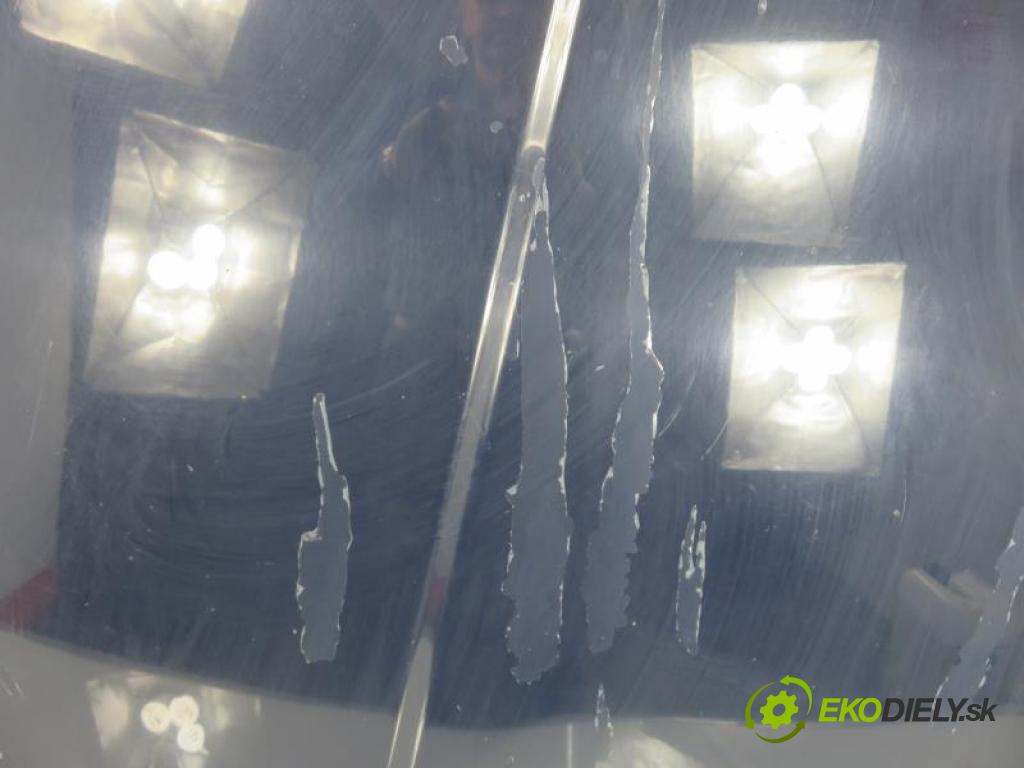 BMW 5 E34 2.5 525 tds M51 D25 (256T1) manual 5 stupňová 105 kW 143 km  Kapota  (Predné kapoty)