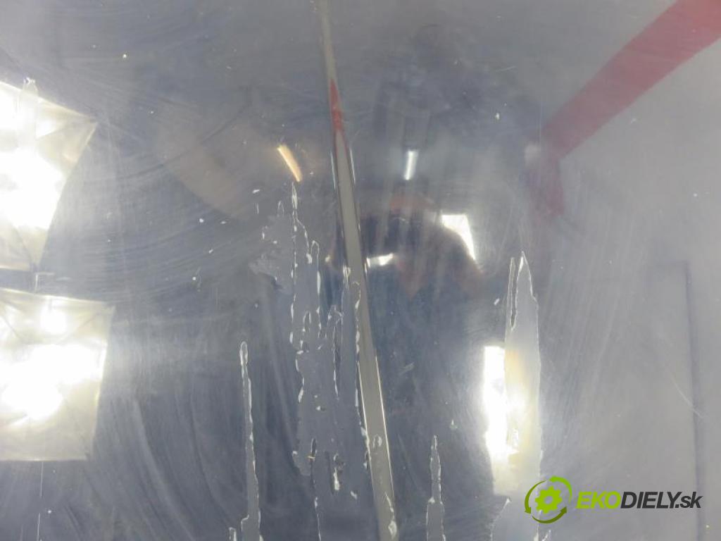 BMW 5 E34 2.5 525 tds M51 D25 (256T1) manual 5 stupňová 105 kW 143 km  Kapota  (Predné kapoty)