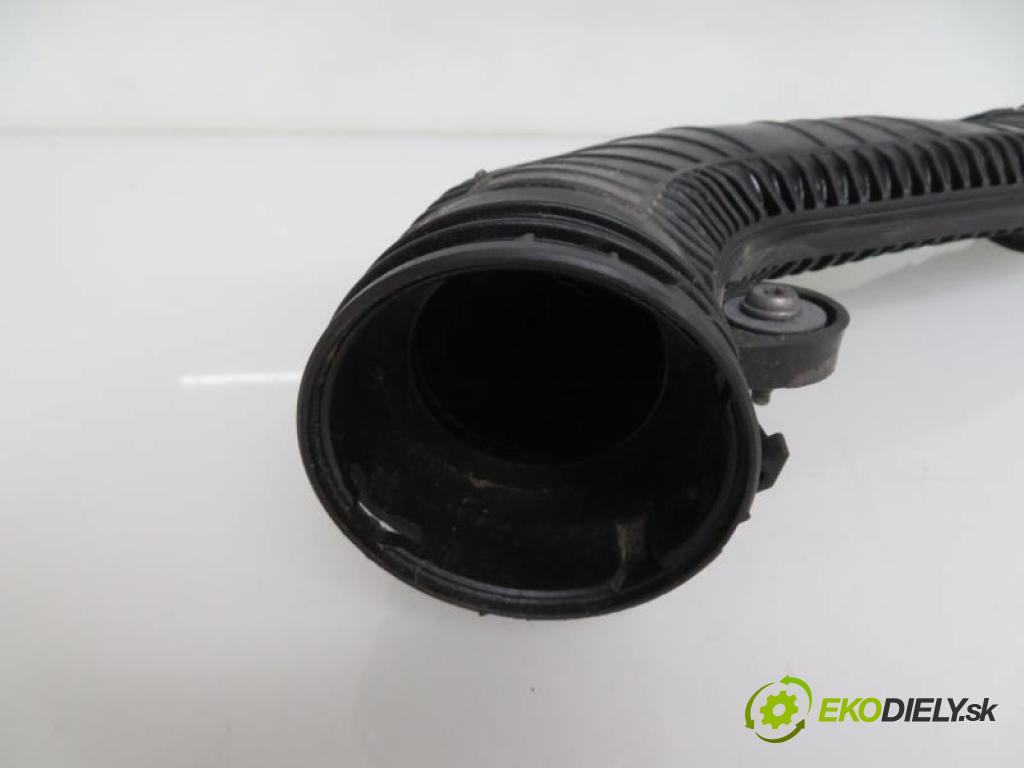 VW PASSAT B7 1.8 TSI CDAA automatic 7 stupňová 118 kW 160 km  Rúra intercoolera turba 1K0145840R (Hadice chlazení vzduchu)