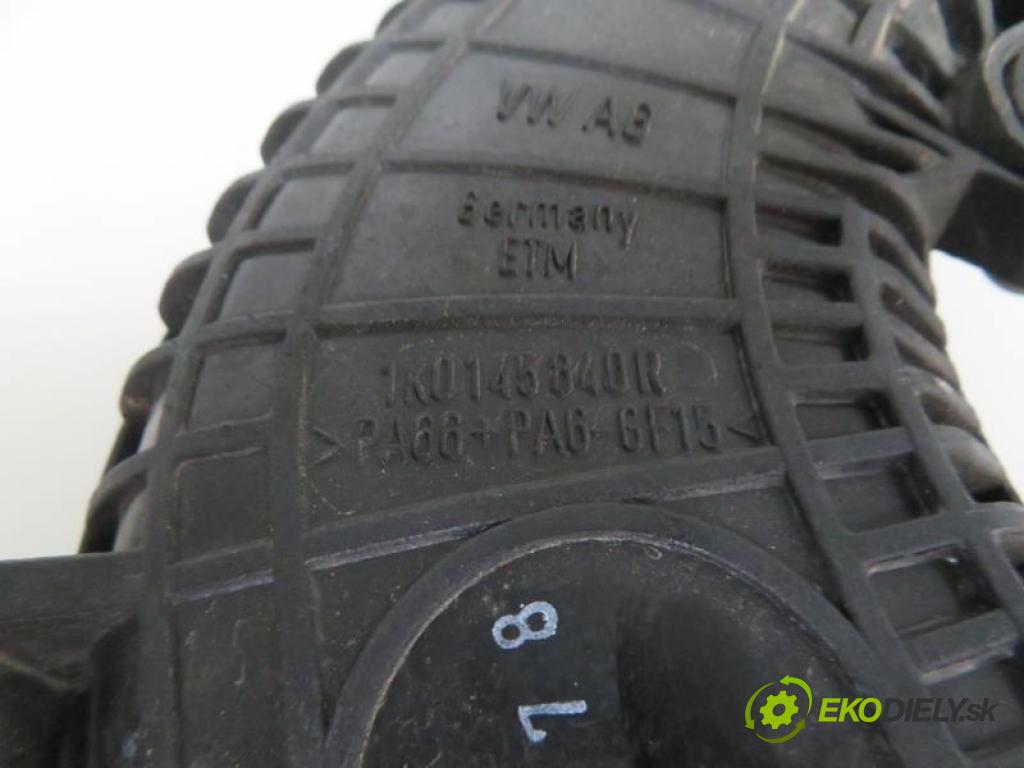 VW PASSAT B7 1.8 TSI CDAA automatic 7 stupňová 118 kW 160 km  Rúra intercoolera turba 1K0145840R (Hadice chlazení vzduchu)