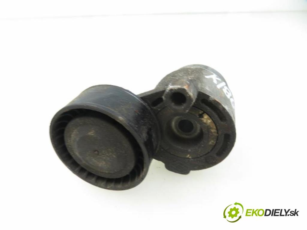 RENAULT KANGOO II KOMBIVAN 2008 1,50 Napinacze paska rozrządu 1461,00 Napínač remeňa 8200608550 (Napínacie kladky)