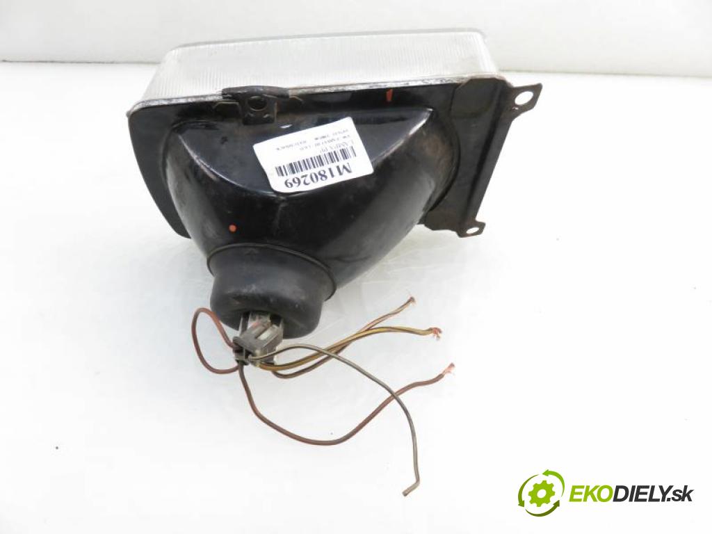 VW PASSAT B2 1.6 D CR, JK manual 4 - stupňová 40 kW 54 km  Svetlo LP 4411101L (Svetlá predné)