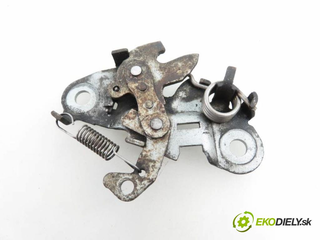 PEUGEOT 406 1.8 16V LFY (XU7JP4) manual 5 stupňová 81 kW 110 km  zámok kapoty  (Zámky)