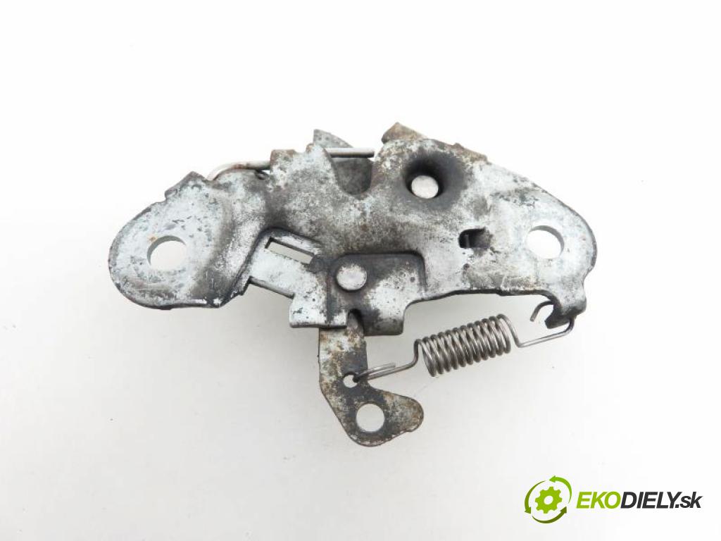 PEUGEOT 406 1.8 16V LFY (XU7JP4) manual 5 stupňová 81 kW 110 km  zámok kapoty  (Zámky)