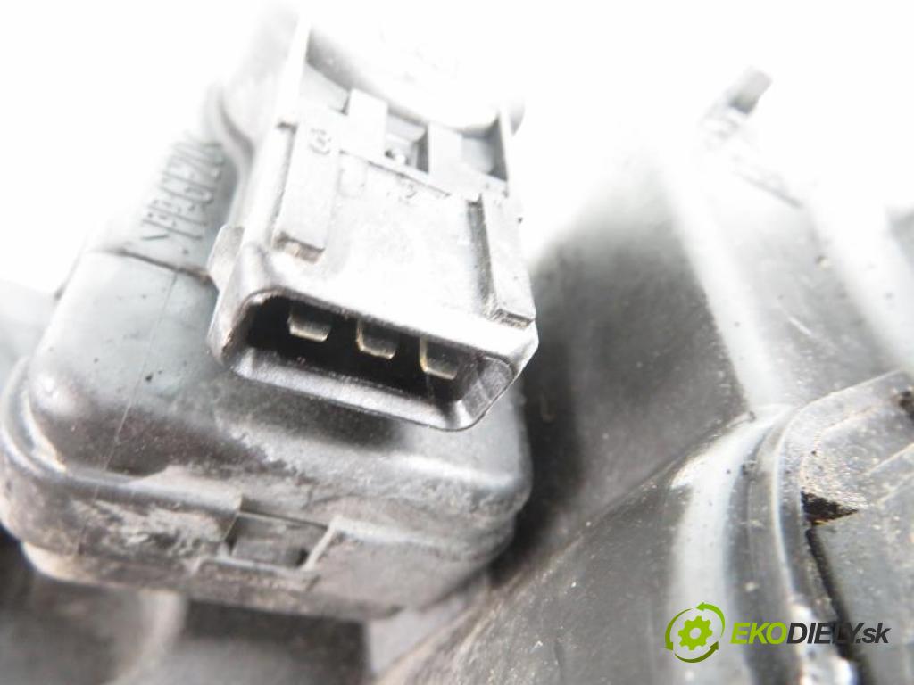 ROVER 25 (RF) 1.4 16V 14 K4F manual 5 stupňová 76 kW 103 km  Svetlo PP 89003770/XBC104960 (Svetlá predné)