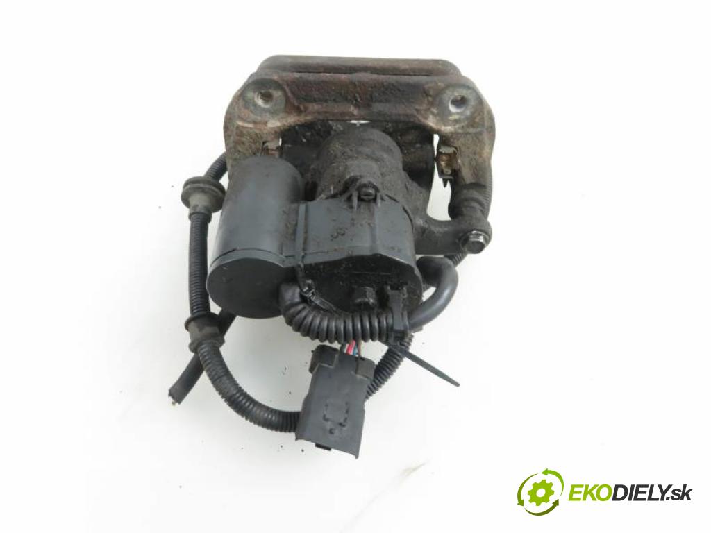 LANCIA THESIS 2.4 JTD (841AXD1B02) 841 C.000 manual 6 stupňová 110 kW 150 km  Brzdič strmeň pravé zadné  (Brzdiče (strmene))