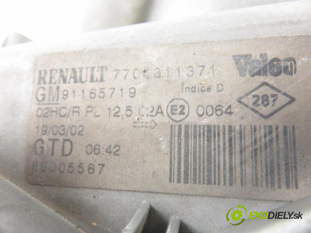 RENAULT TRAFIC II 1.9 DCI 80 (FL0B) F9Q 760, F9Q 762 manual 5 stupňová 60 kW 82 km  Svetlo LP 7700311374/91165719 (Svetlá predné)