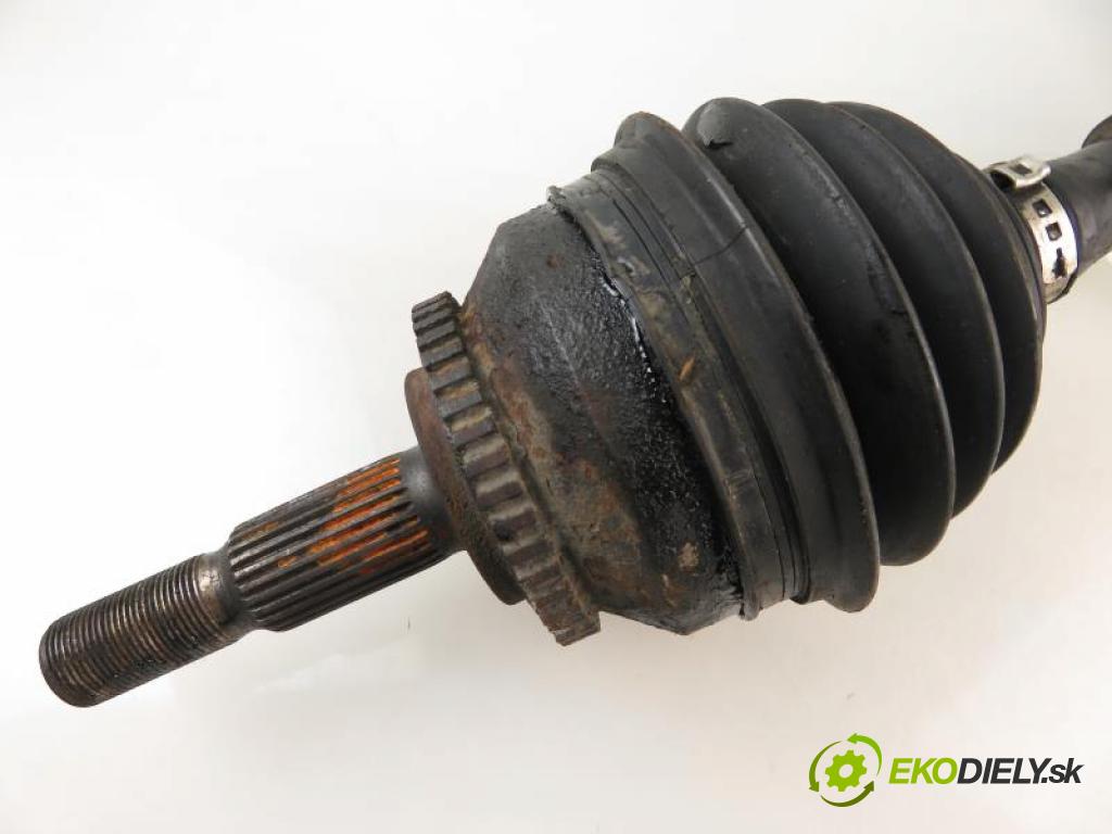 VOLVO V40 1.9  TURBO T4 B 4194 T manual 5 stupňová 147 kW 200 km  Poloos PP  (Poloosy)