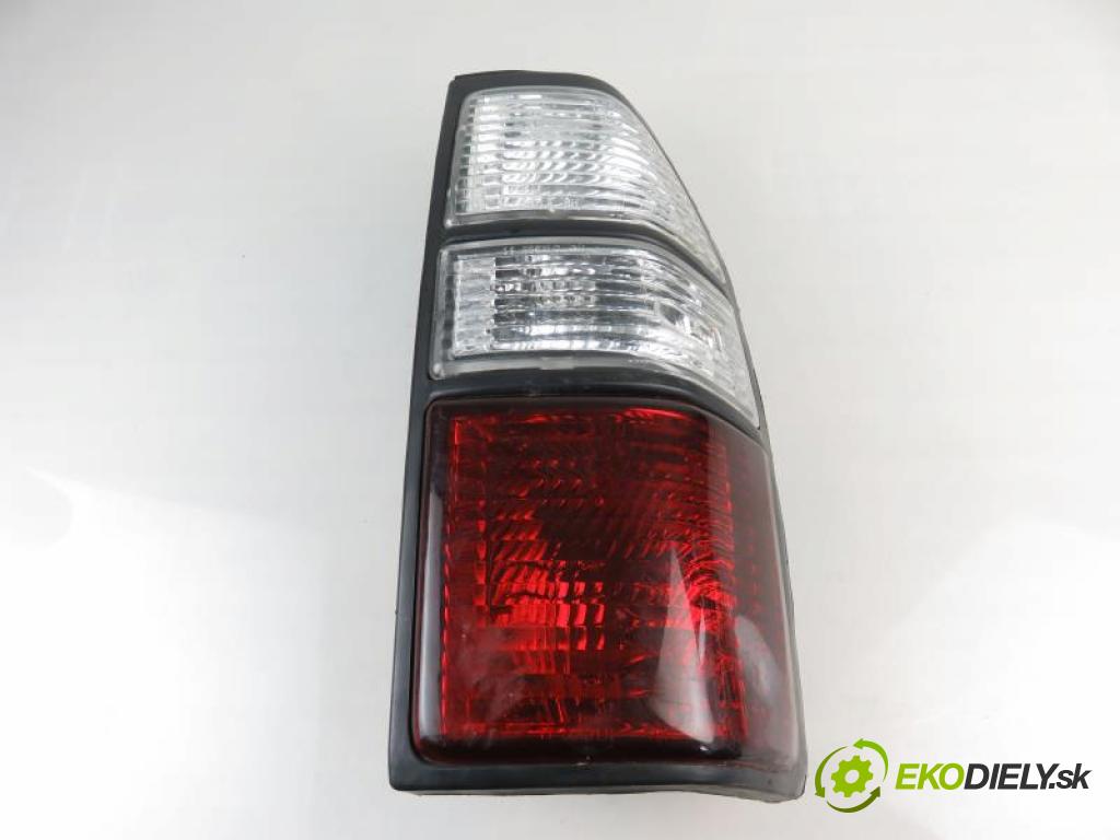TOYOTA LAND CRUISER III  90 (J9) 3.0 TD KZJ90-95 1KZ-TE manual 5 stupňová 4X4 92 kW 125 km  Svetlo pravé zadné  (Svetlá zadné)