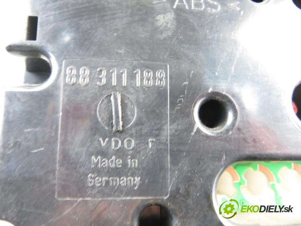 VW GOLF III 3 1.9 TD,GTD AAZ manual 5 stupňová 55 kW 75 km  Prístrojovka elektrický 1H0919860/87001262/1H0919860T (Prístrojové dosky, displeje)