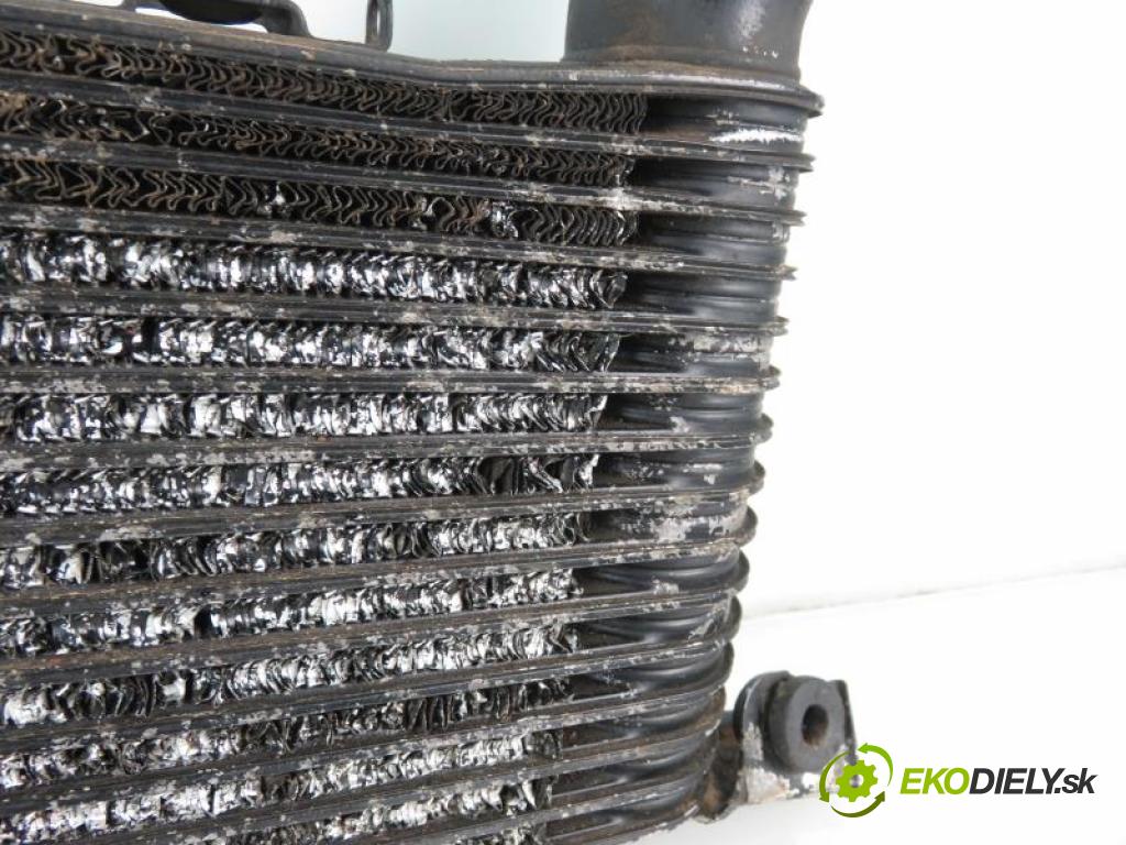 MITSUBISHI PAJERO III FL 3.2 DI-D (V68W,V78W) 4M41 automatic 5 stupňová Tiptronic 118 kW 160 km  chladič intercooler MR404751/1271001270 (Hadice chlazení vzduchu)