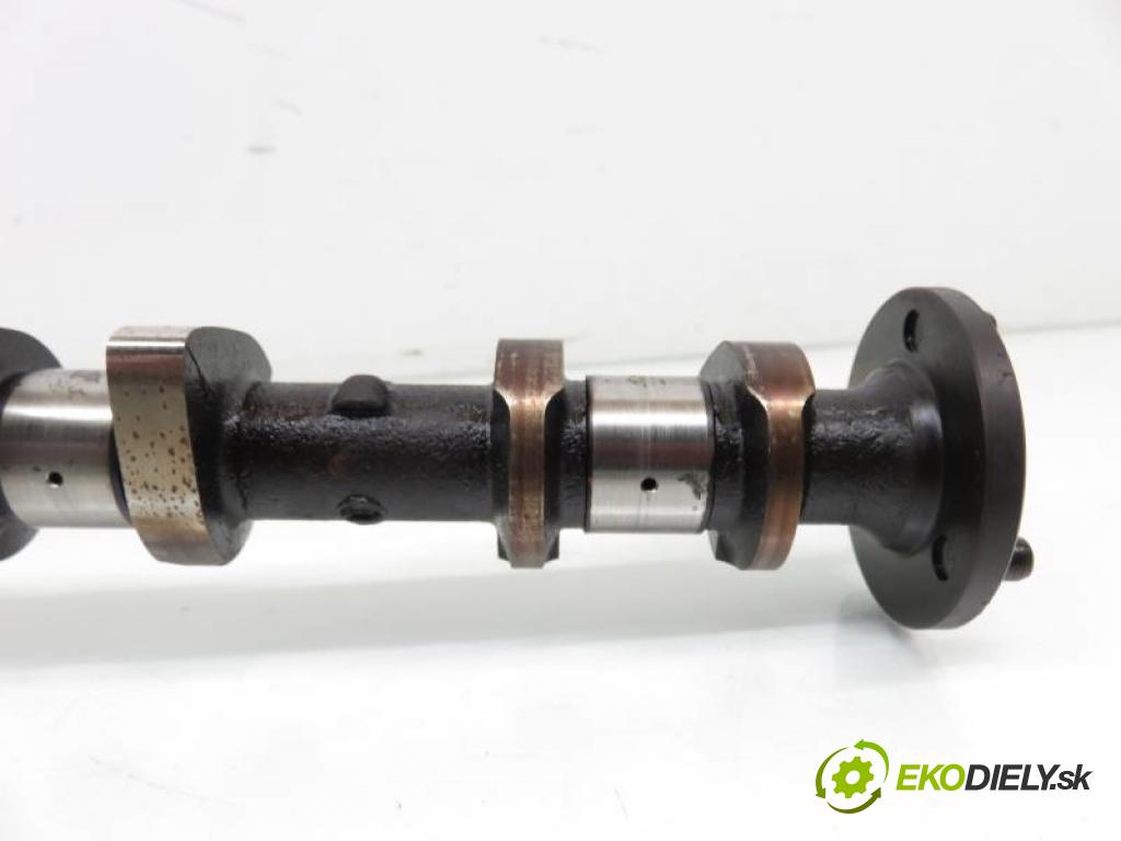 TOYOTA YARIS II 1.0 VVT-I 1KR-FE manual 5 stupňová 51 kW 69 km  hlava  (Hlavy valcov)