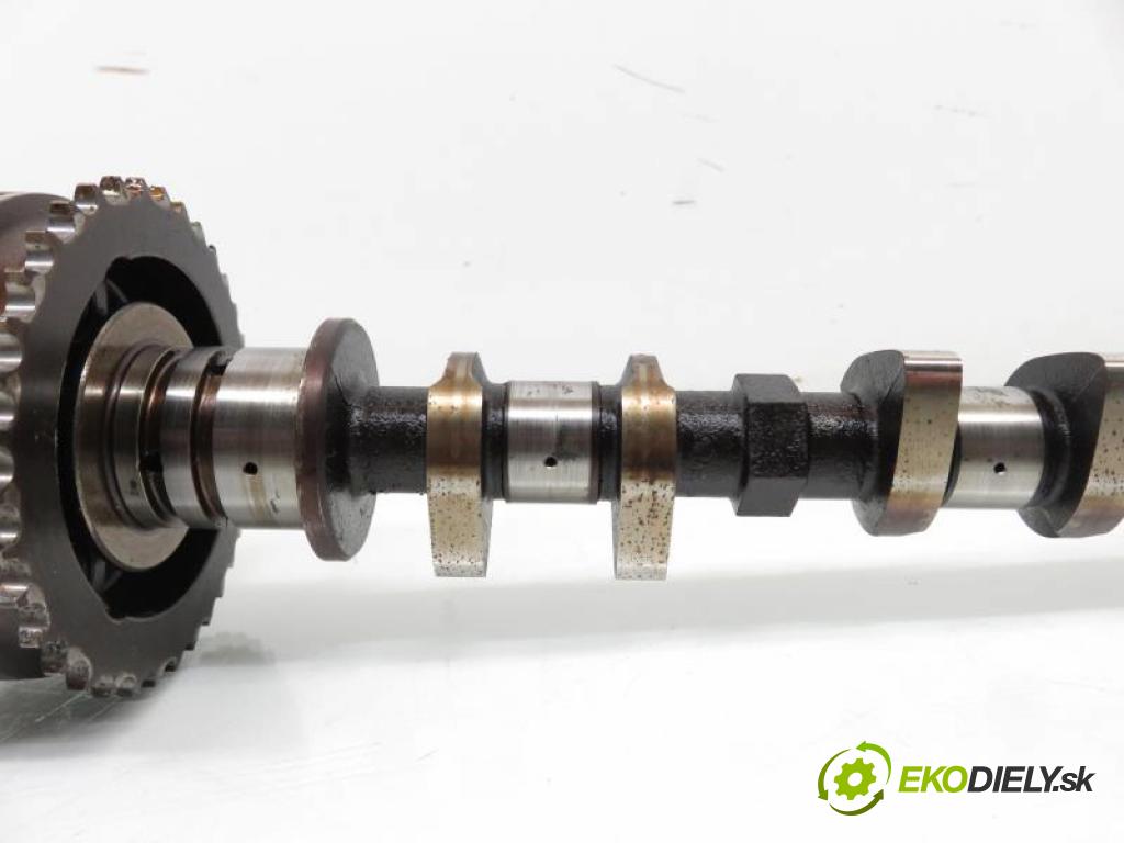 TOYOTA YARIS II 1.0 VVT-I 1KR-FE manual 5 stupňová 51 kW 69 km  hlava  (Hlavy valcov)