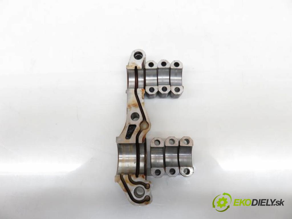 TOYOTA YARIS II 1.0 VVT-I 1KR-FE manual 5 stupňová 51 kW 69 km  hlava  (Hlavy valcov)