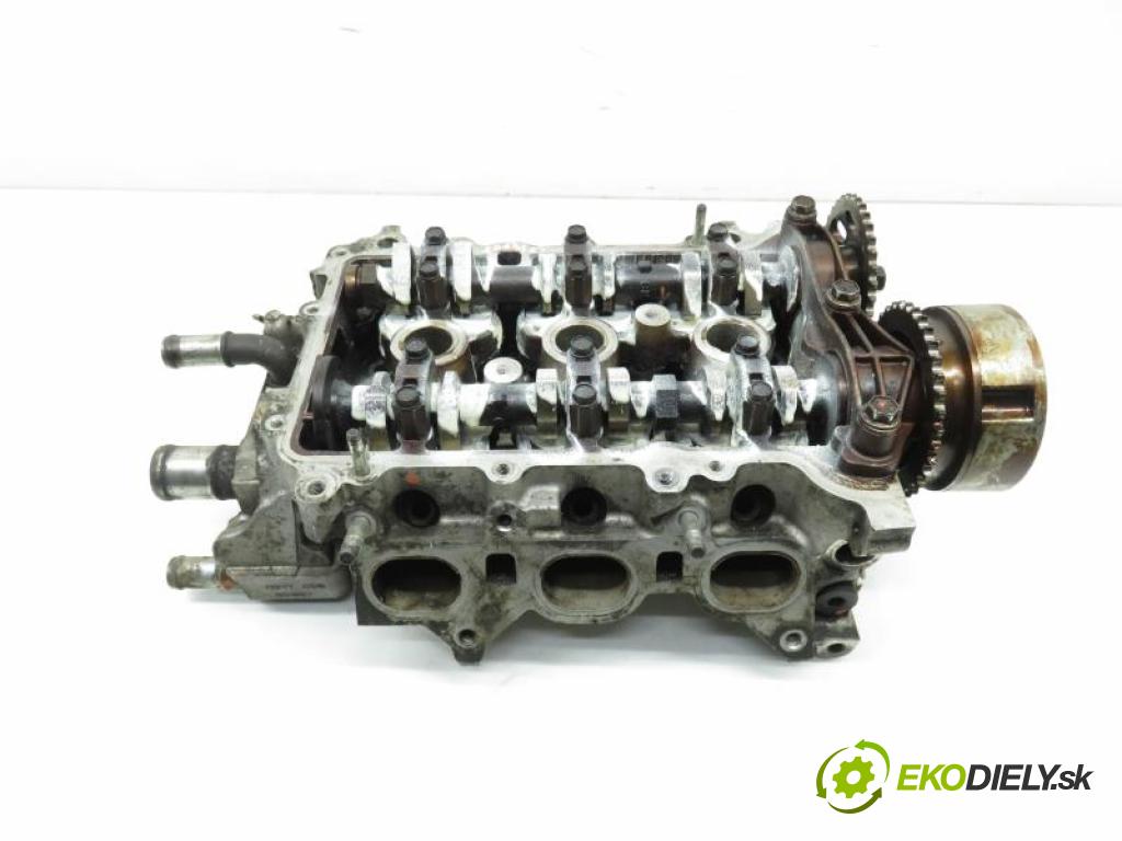 TOYOTA YARIS II 1.0 VVT-I 1KR-FE manual 5 stupňová 51 kW 69 km  hlava  (Hlavy valcov)