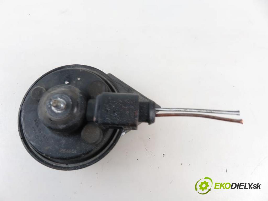 AUDI A4 B7 (8EC) 2.0 TDI 16V BLB, BRE manual 6 stupňová 103 kW 140 km  klaksón 8E0951221A (Klaksóny)