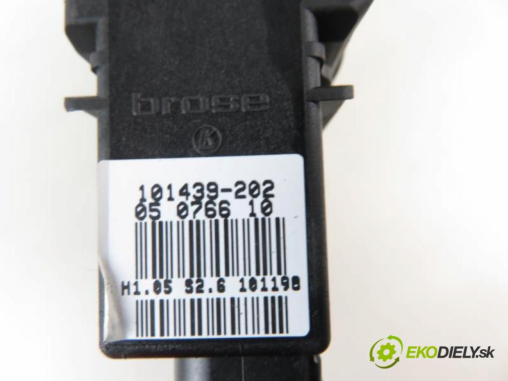 VW PASSAT B5 1.9 TDI AVG, AFN manual 5 stupňová 81 kW 110 km  Motorček sťahovania okien LT 3B9839751AT/101439202/05076610 (Ostatné)